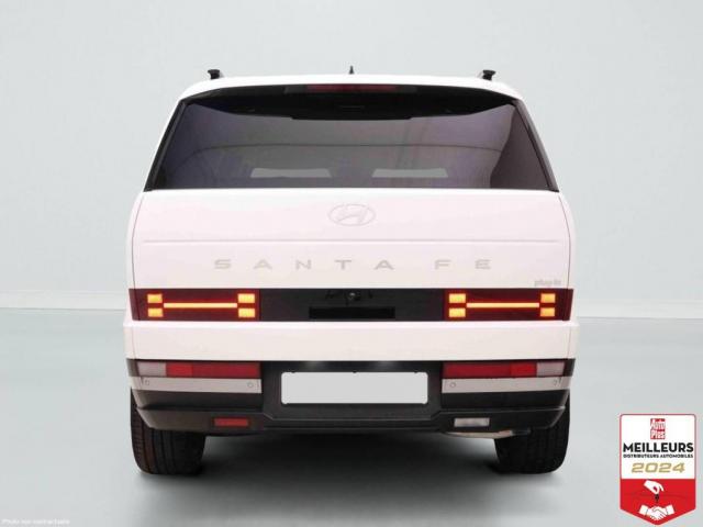 Hyundai Santa Fe image 3