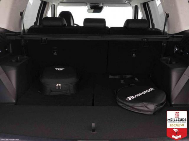 Hyundai Santa Fe image 1