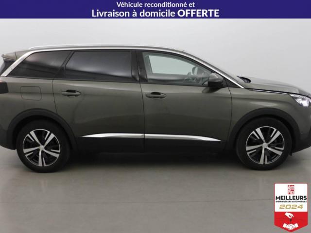 Peugeot 5008 image 8