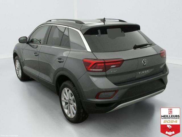 Volkswagen T-Roc image 2
