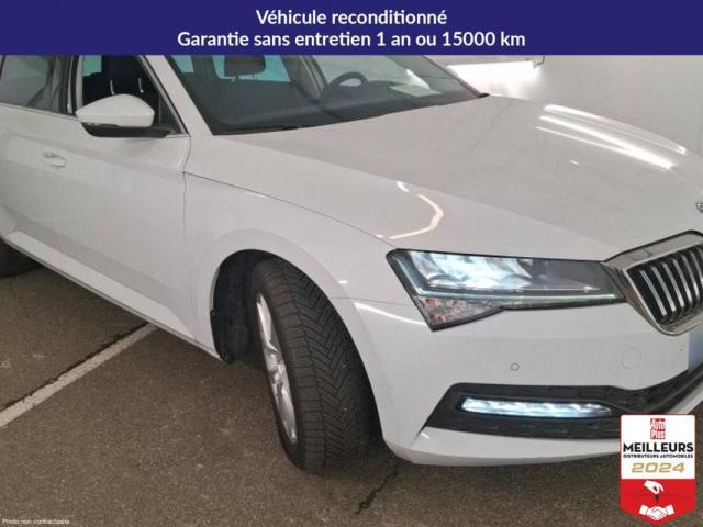 Skoda Superb Combi image 2