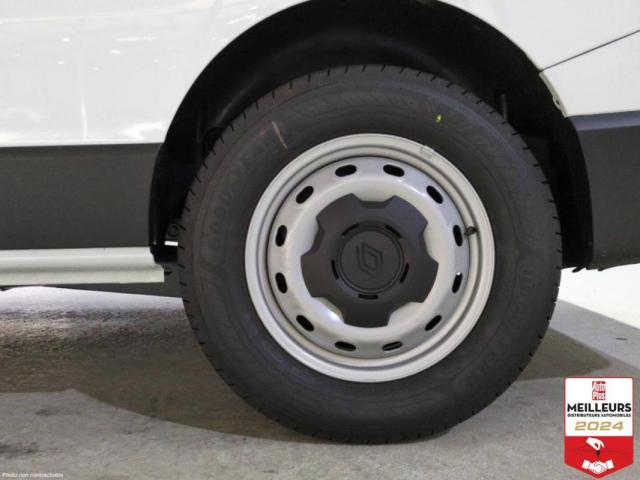 Renault Trafic image 2