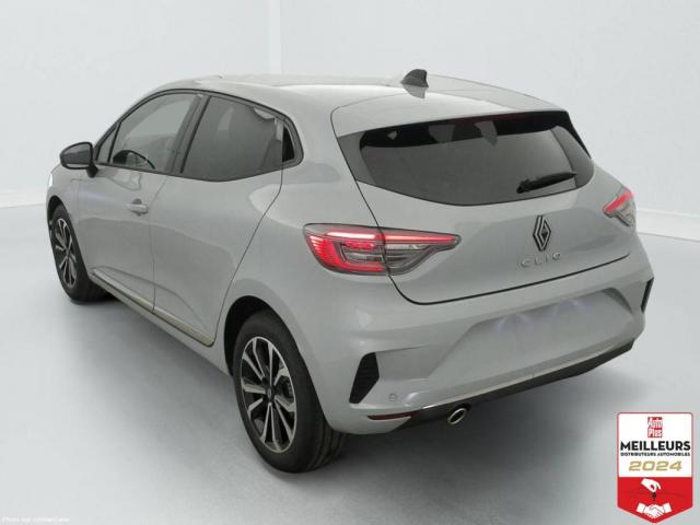 Renault Clio image 8