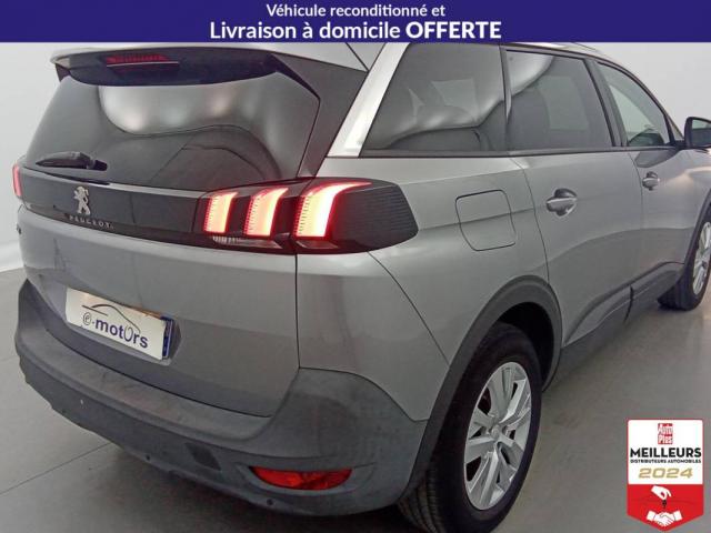 Peugeot 5008 image 2