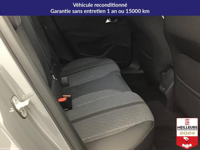 Peugeot 2008 image 8