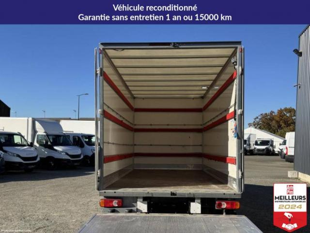 Renault Master image 1