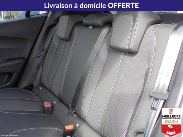 Peugeot 2008 image 2