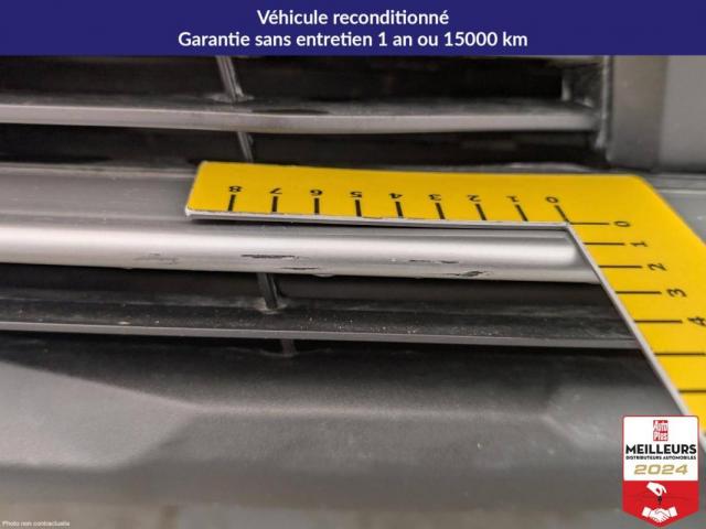 Peugeot 3008 image 2