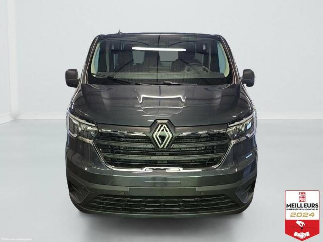 Renault Trafic image 2