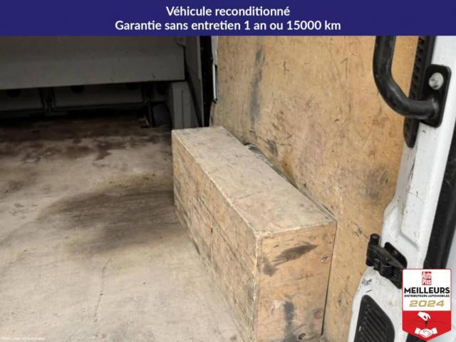 Renault Master image 2