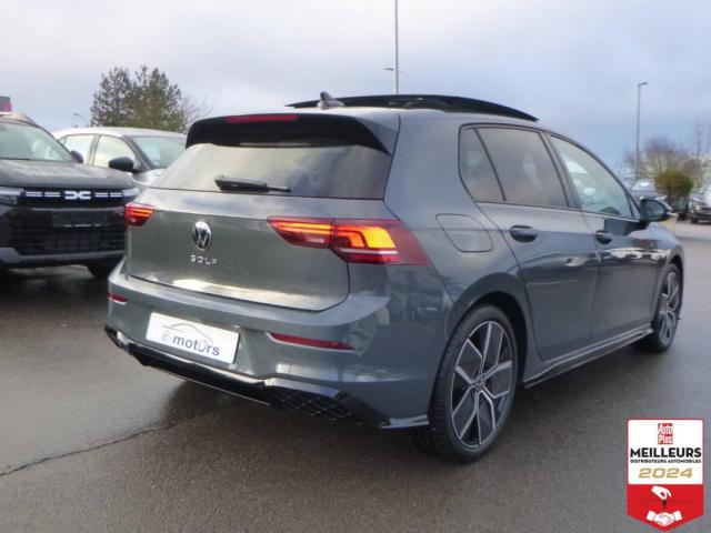 Volkswagen Golf image 8