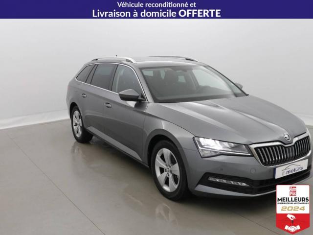 Skoda Superb Combi image 4
