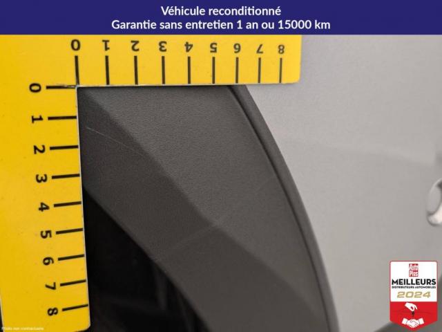 Peugeot 2008 image 1