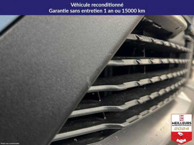 Peugeot 3008 image 2