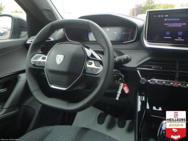 Peugeot 2008 image 2