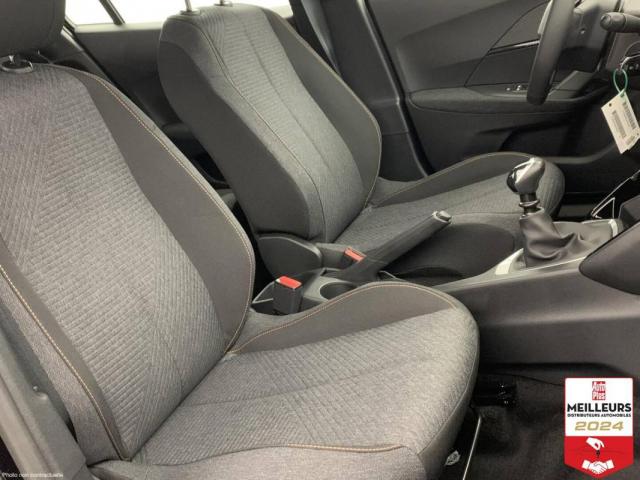 Peugeot 2008 image 8