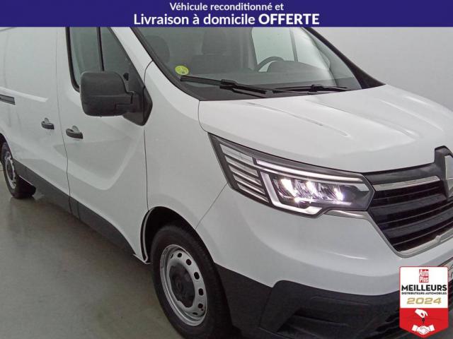 Renault Trafic image 1