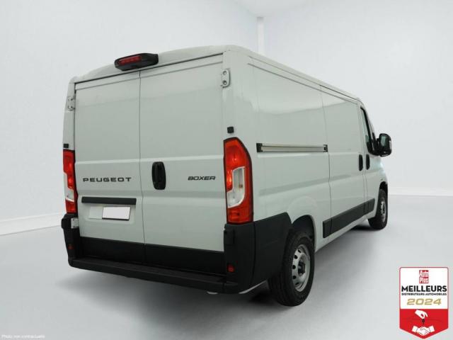 Peugeot Boxer image 2