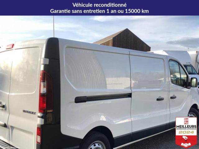 Renault Trafic image 2