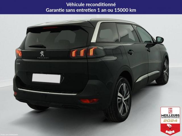 Peugeot 5008 image 1