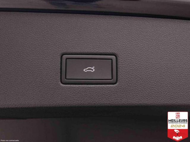 Volkswagen T-Roc image 2