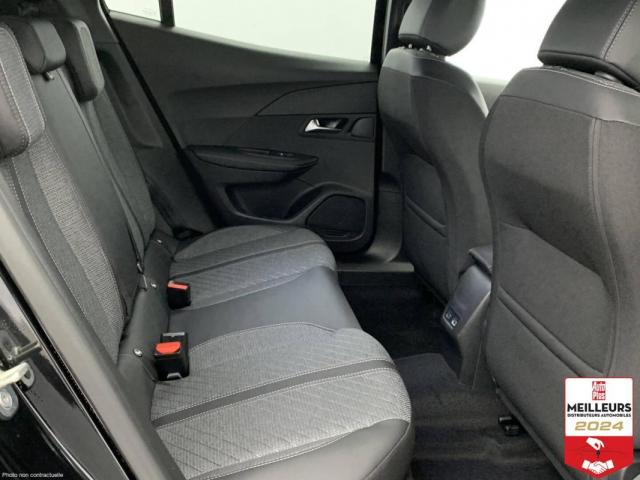 Peugeot 2008 image 8