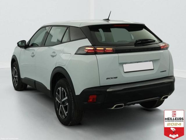 Peugeot 2008 image 2