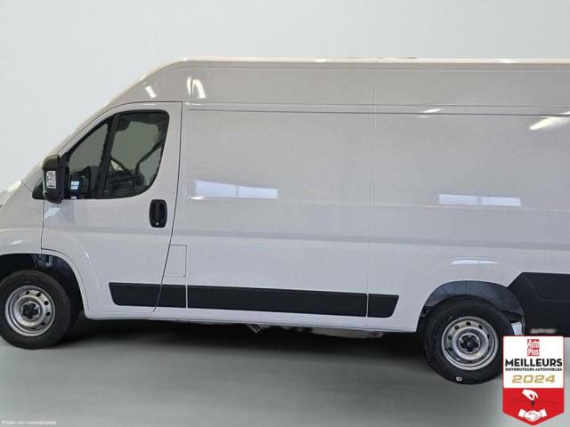 Peugeot Boxer image 1