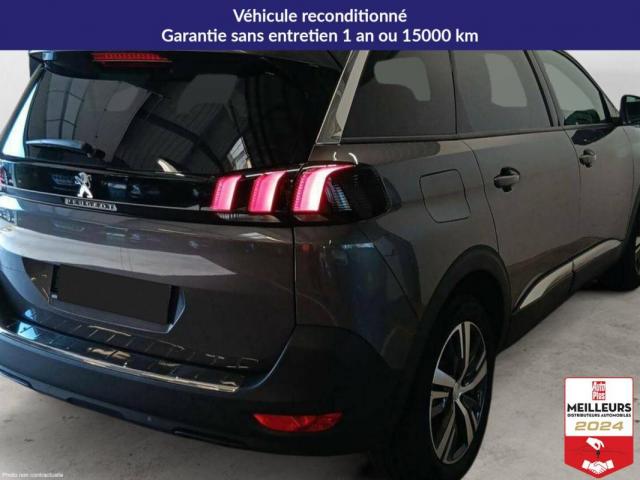 Peugeot 5008 image 2