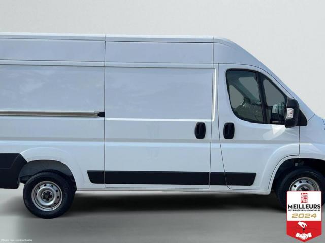 Peugeot Boxer image 2