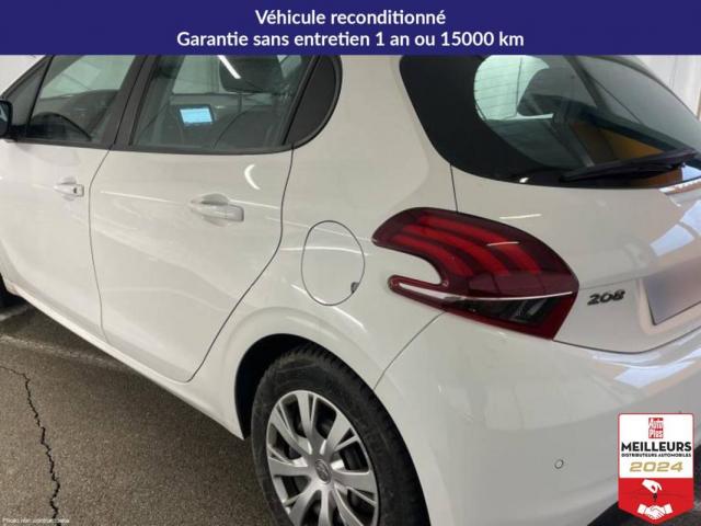 Peugeot 208 image 2