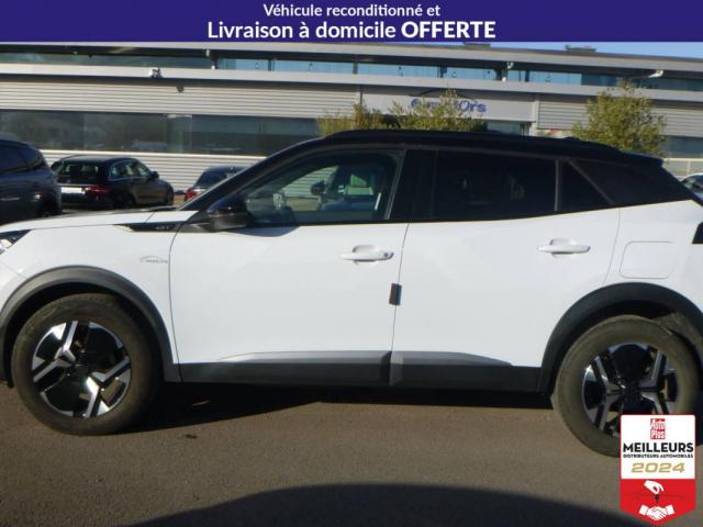 Peugeot 2008 image 2