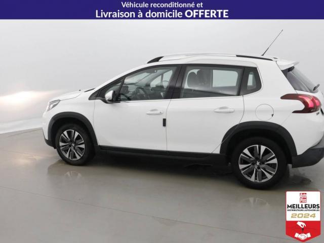Peugeot 2008 image 8
