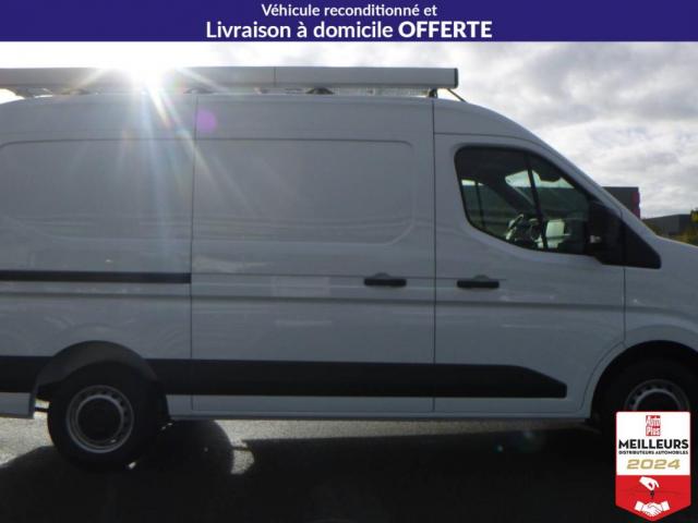 Renault Master image 2