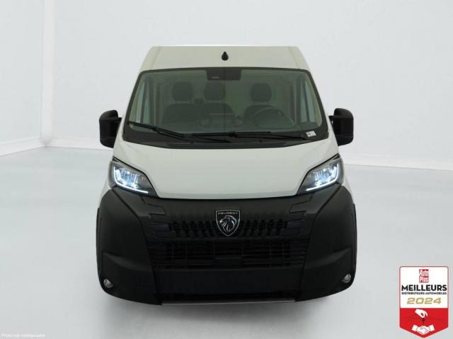 Peugeot Boxer image 2