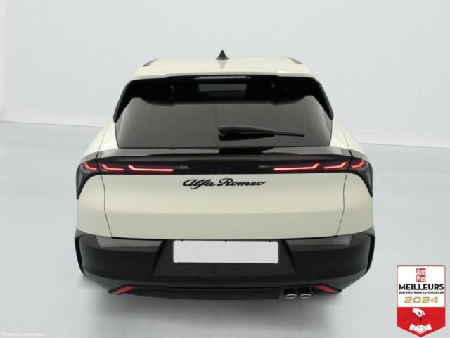 Alfa Romeo Junior image 8