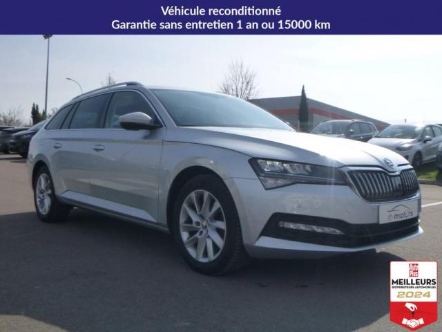 Skoda Superb Combi image 1
