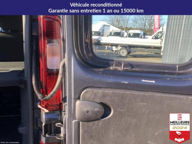 Renault Trafic image 8