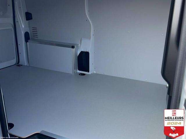 Citroen Jumpy image 9