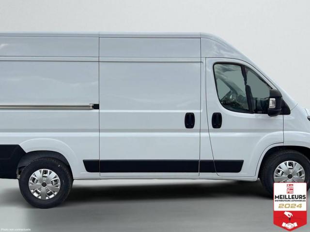 Peugeot Boxer image 2