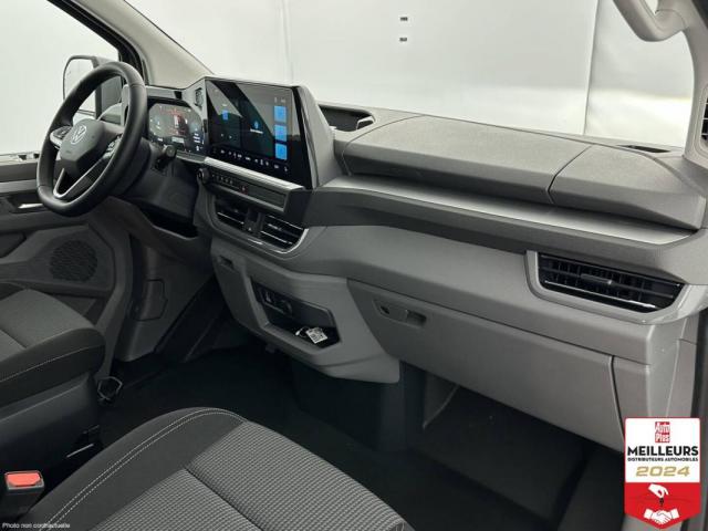 Volkswagen Transporter image 9