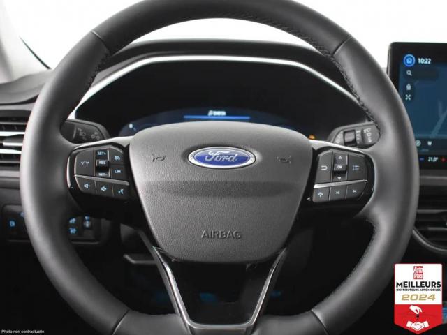Ford Kuga image 3