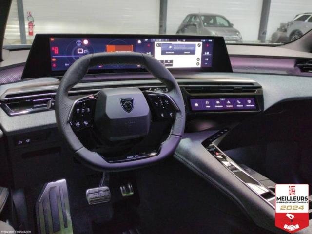 Peugeot 5008 image 2