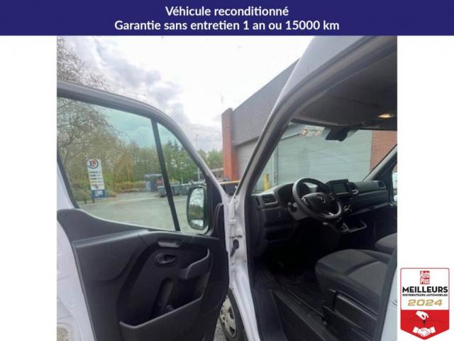 Renault Master image 2