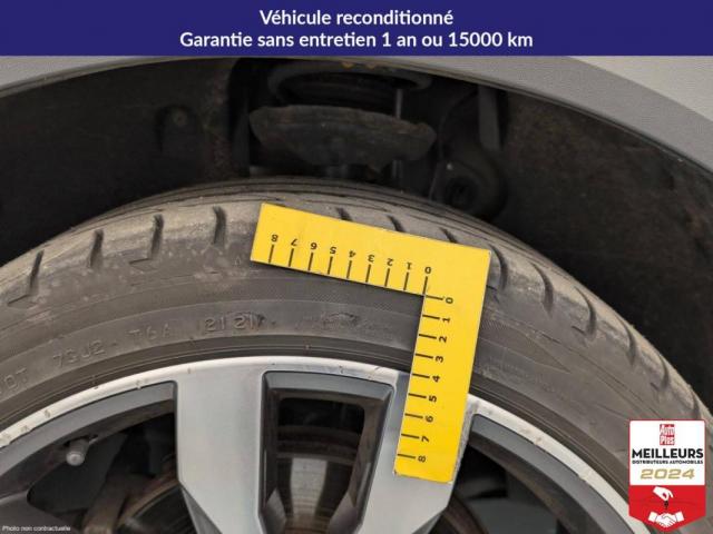 Volkswagen T-Roc image 2