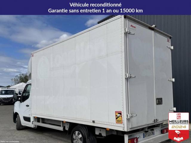 Renault Master image 1