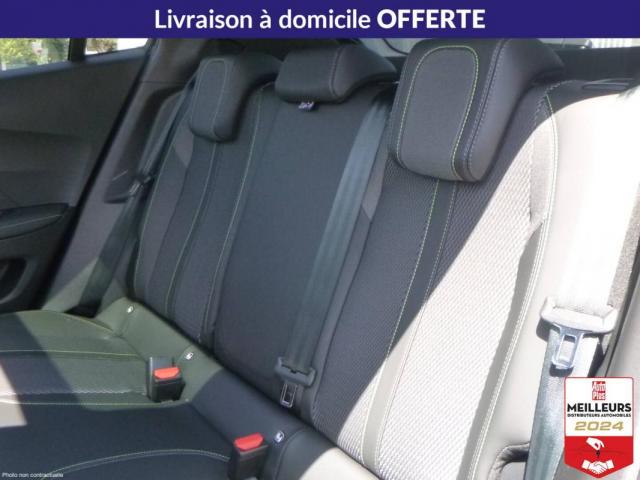 Peugeot 2008 image 6