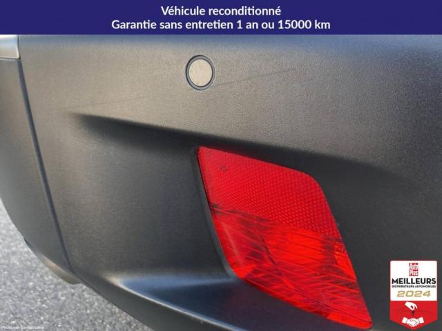 Peugeot 2008 image 2