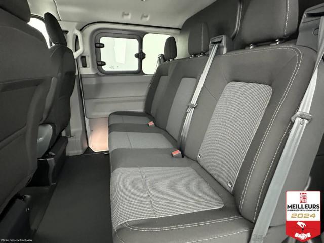 Volkswagen Transporter image 8