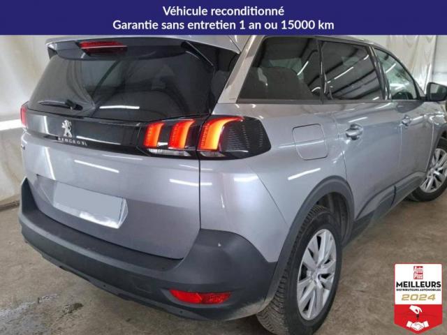 Peugeot 5008 image 2